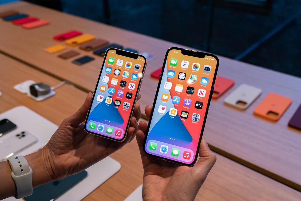 iphone 12 pro max i iPhone 12 mini