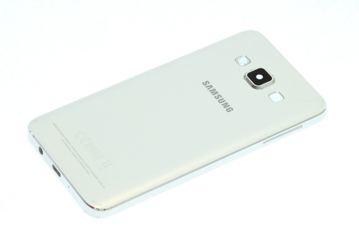 Original SAMSUNG Galaxy A3 White Grade B Battery Door