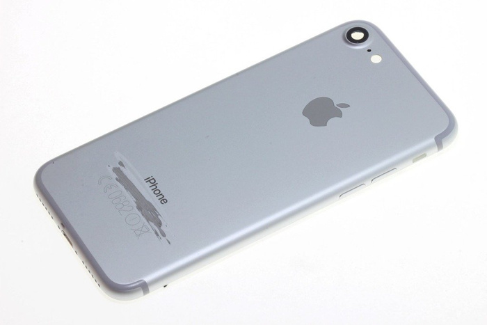 Case Body Flap Apple iPhone 7 Silver Grade B hibával