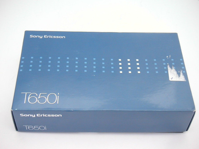 SONY ERICSSON T650i Boîte à CD, Câble Bleu